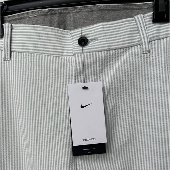 Nike Other - Nike Golf Seersucker Chino Pants Men's 30x32 DH1946 077 NWT